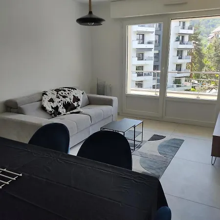 Sweet Vieille Apartment *